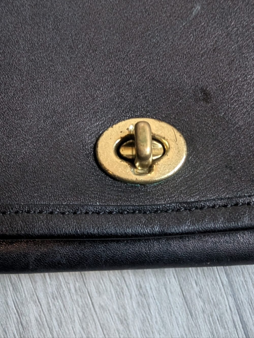 COACH VTG 90s Pocket Purse Black Leather Crossbody/ Shoulder Bag No. 9755 - Picture 4 of 6